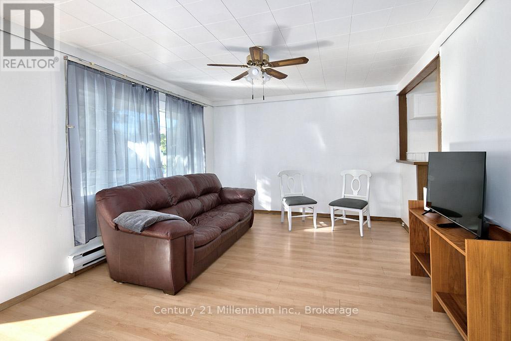 479 Hurontario Street, Collingwood, Ontario  L9Y 2M7 - Photo 9 - S12457009
