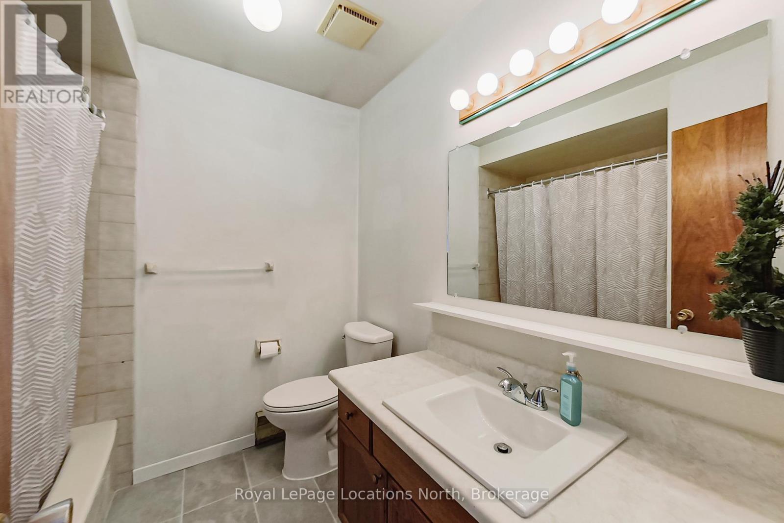 402 Seventh Street, Collingwood, Ontario  L9Y 2B5 - Photo 15 - S12457021