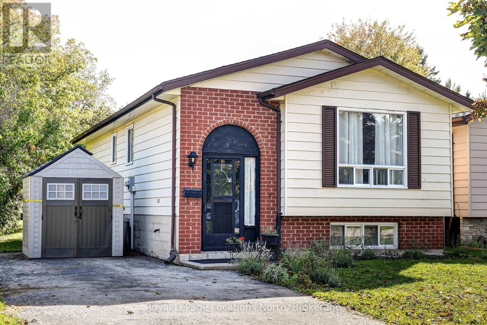 402 Seventh Street, Collingwood, Ontario  L9Y 2B5 - Photo 2 - S12457021