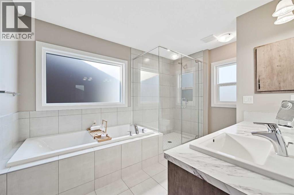 13 Cranbrook Cove Se, Calgary, Alberta  T3M 2S9 - Photo 18 - A2258285