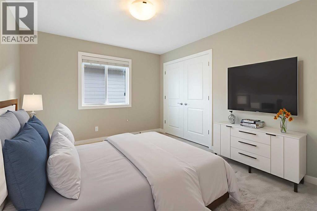 33 Silverado Crest Bay Sw, Calgary, Alberta  T2X 2B3 - Photo 27 - A2261322