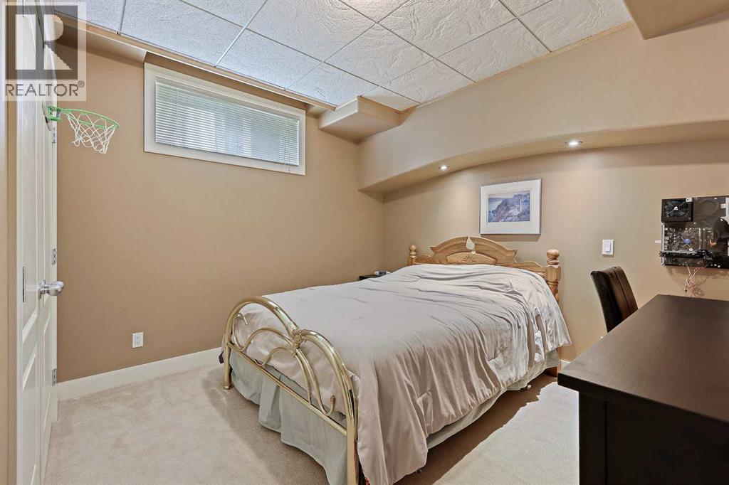209 Discovery Ridge Way Sw, Calgary, Alberta  T3H 5G2 - Photo 32 - A2262553