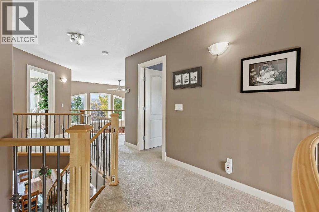 209 Discovery Ridge Way Sw, Calgary, Alberta  T3H 5G2 - Photo 21 - A2262553