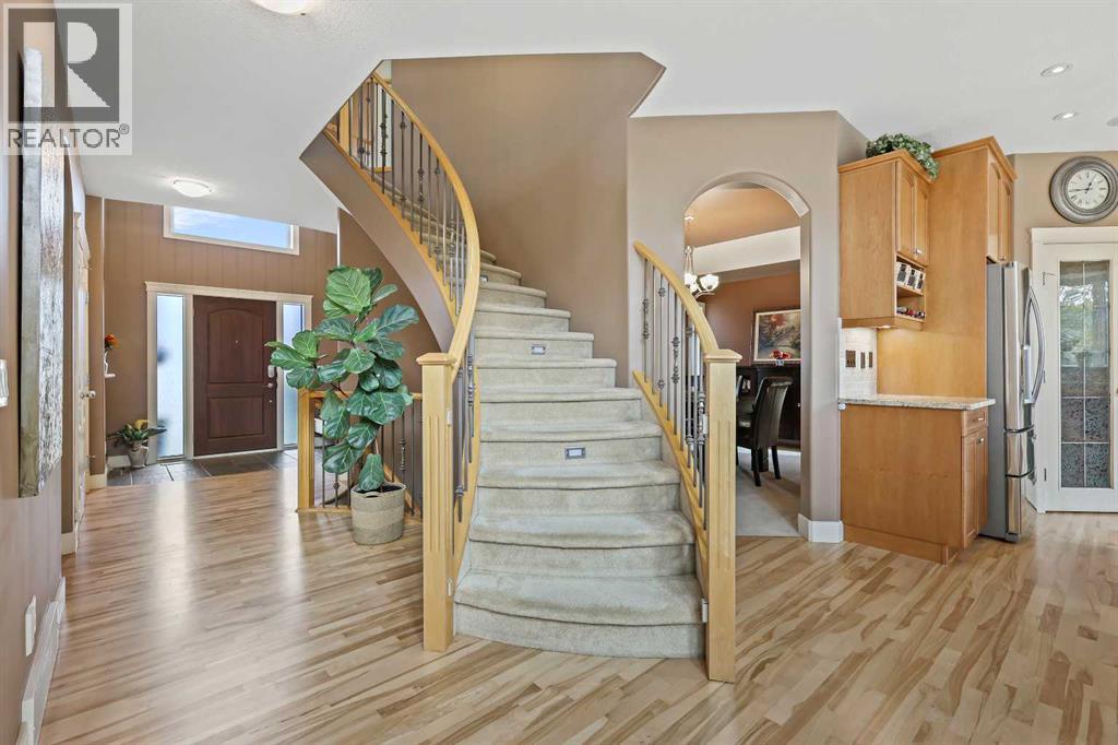 209 Discovery Ridge Way Sw, Calgary, Alberta  T3H 5G2 - Photo 19 - A2262553