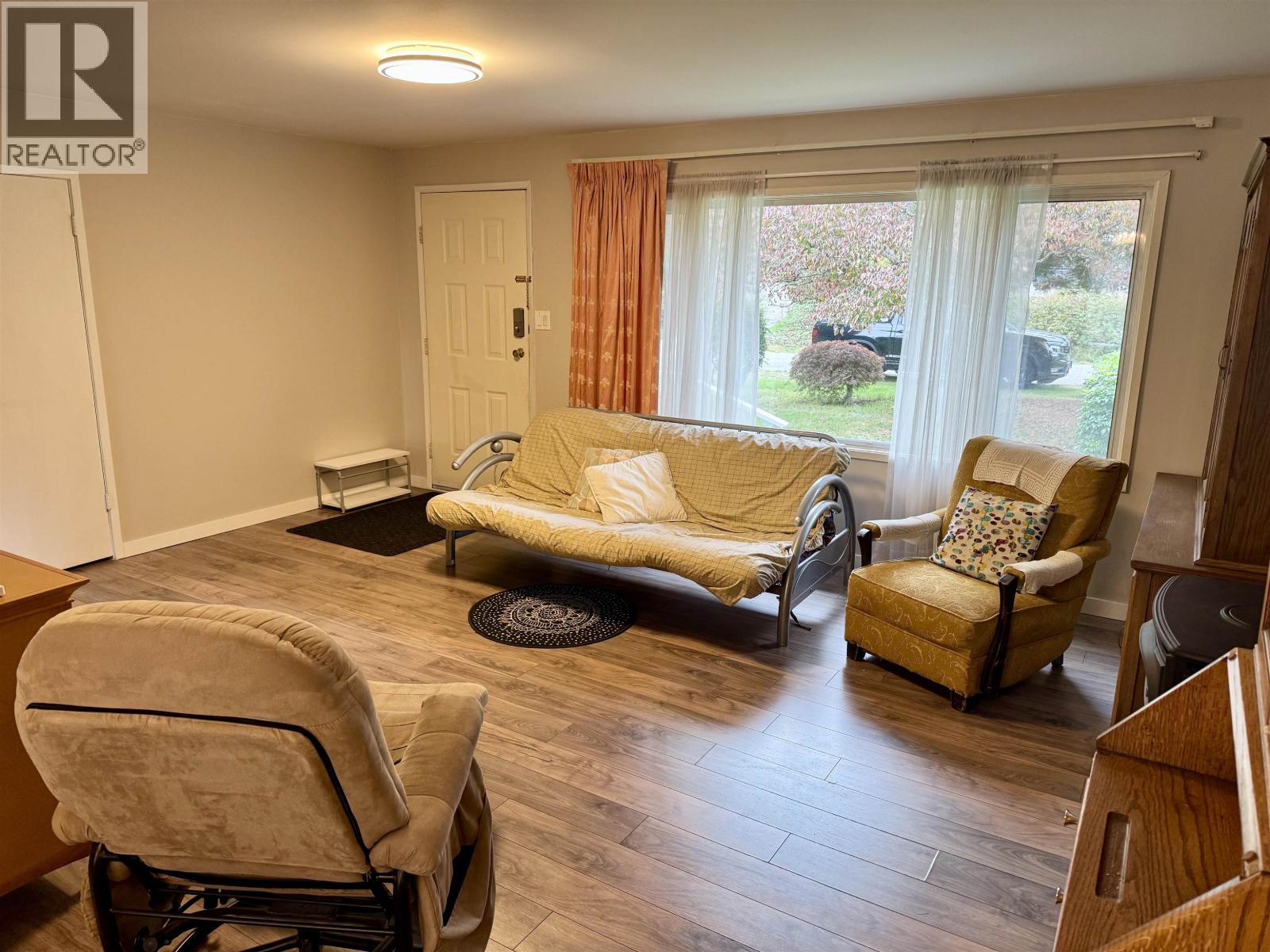 4657 Whitaker Road, Sechelt, British Columbia  V7Z 0E4 - Photo 11 - R3057193