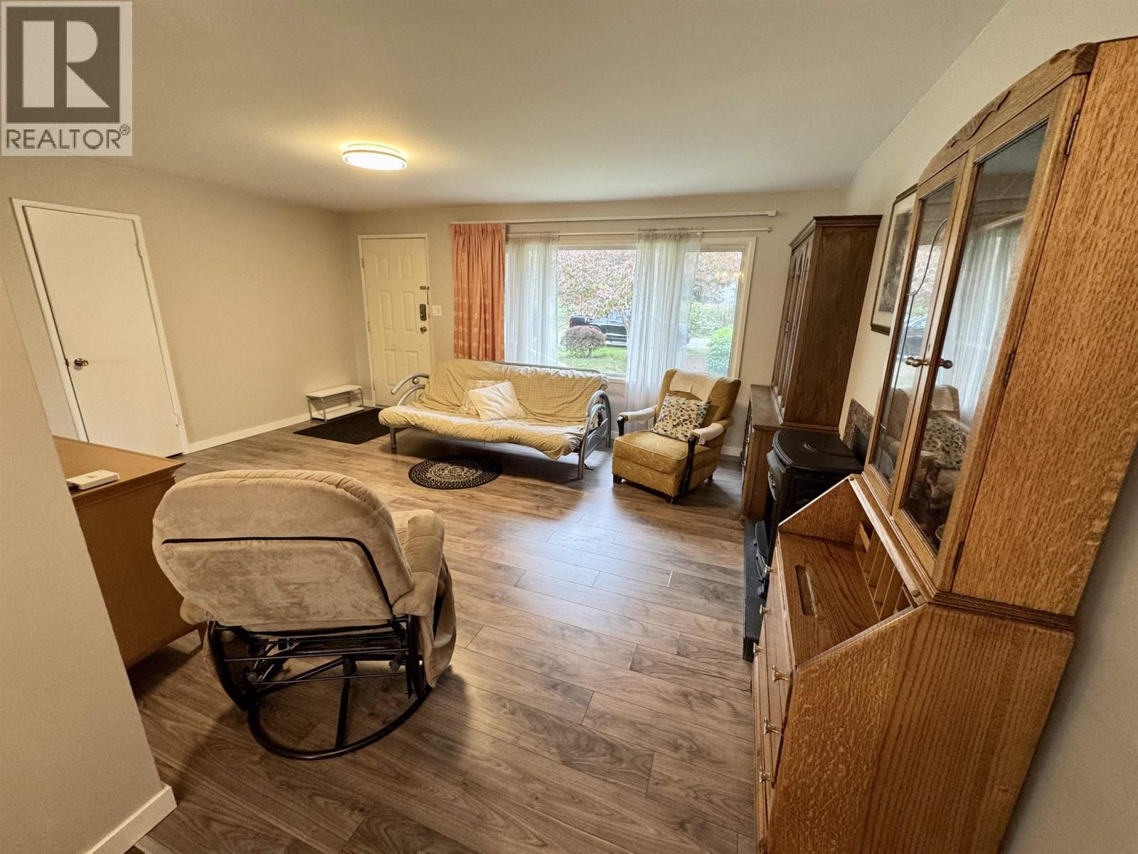 4657 Whitaker Road, Sechelt, British Columbia  V7Z 0E4 - Photo 12 - R3057193