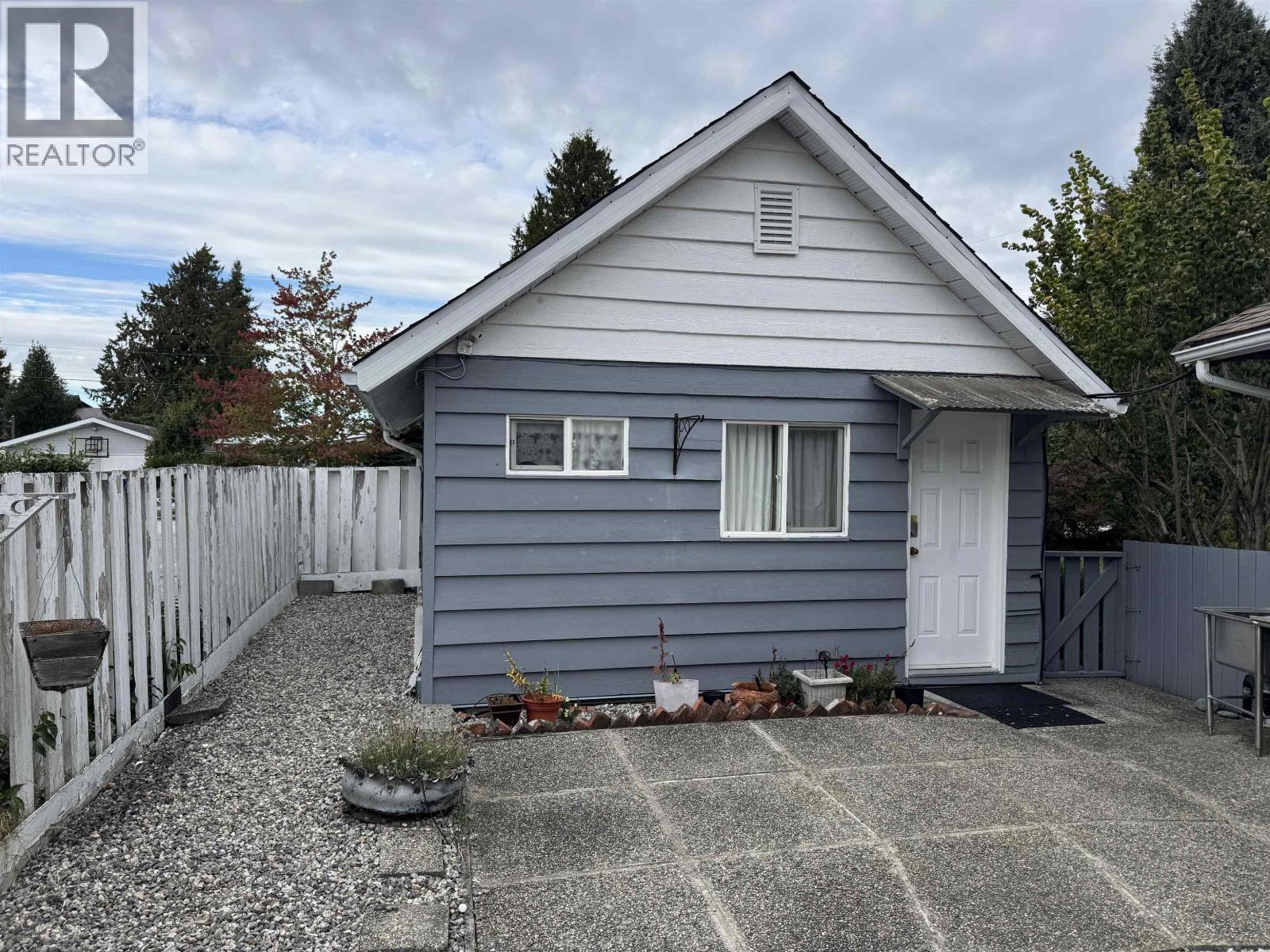 4657 Whitaker Road, Sechelt, British Columbia  V7Z 0E4 - Photo 24 - R3057193