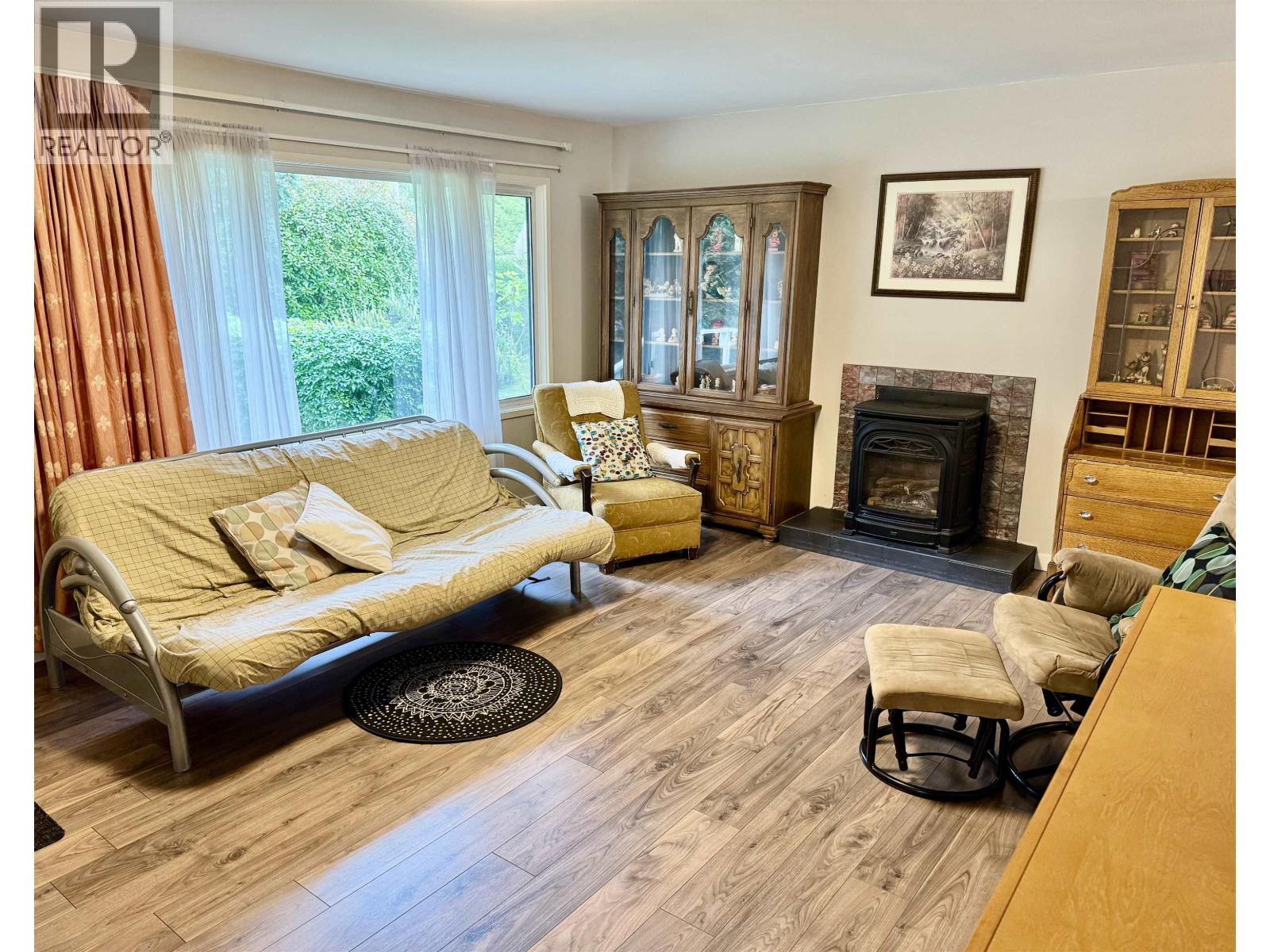 4657 Whitaker Road, Sechelt, British Columbia  V7Z 0E4 - Photo 10 - R3057193
