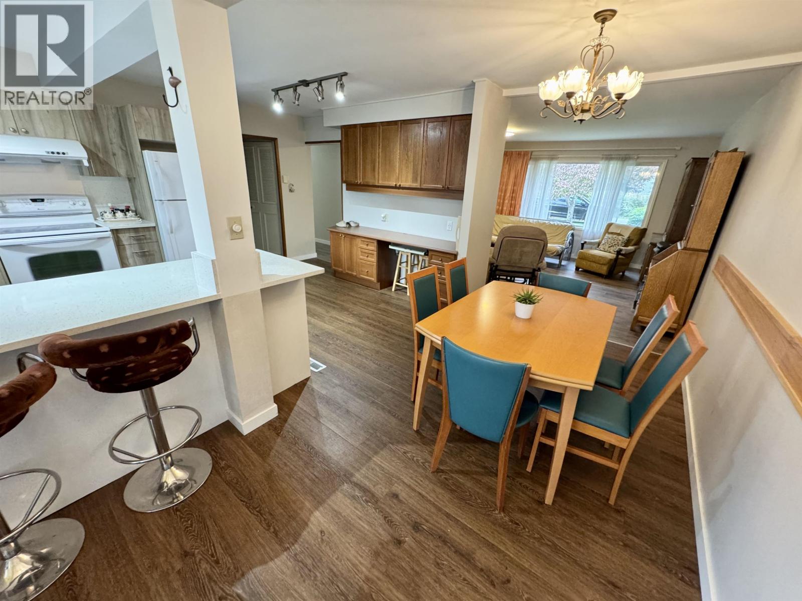 4657 Whitaker Road, Sechelt, British Columbia  V7Z 0E4 - Photo 19 - R3057193