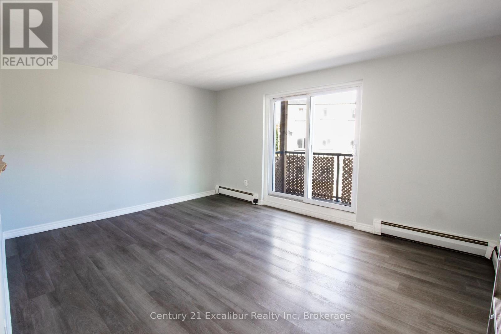 9 - 320 Queen Street E, Centre Wellington, Ontario  N1M 1T4 - Photo 3 - X12457008