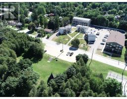 9 - 320 QUEEN STREET E, Centre Wellington, Ontario
