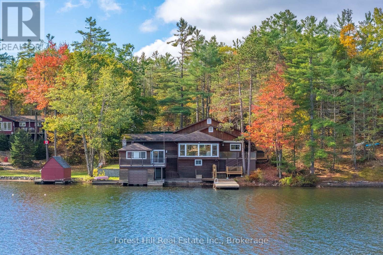 1062 Pine Lake Road, Gravenhurst, Ontario  P1P 1R2 - Photo 1 - X12457015