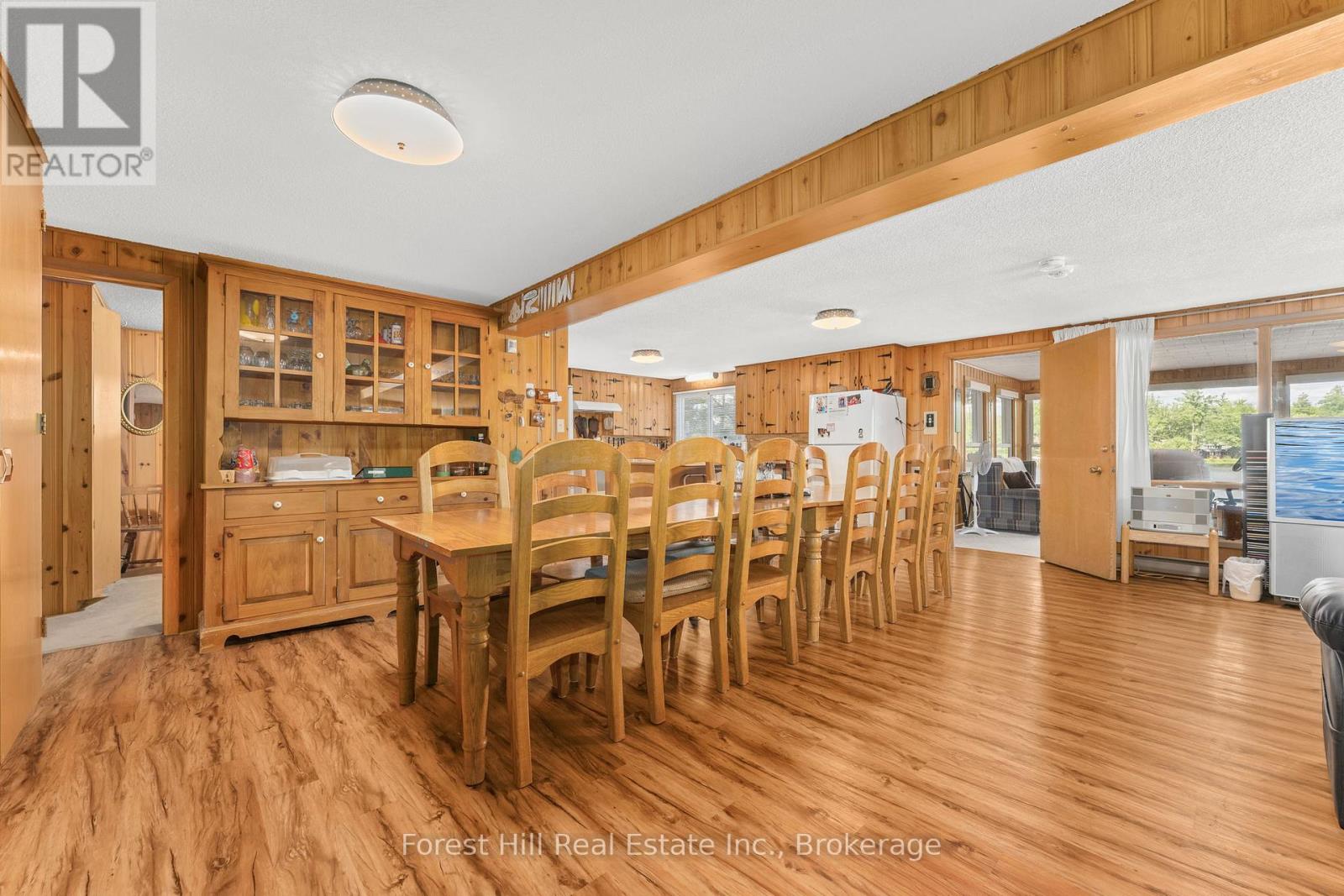 1062 Pine Lake Road, Gravenhurst, Ontario  P1P 1R2 - Photo 19 - X12457015