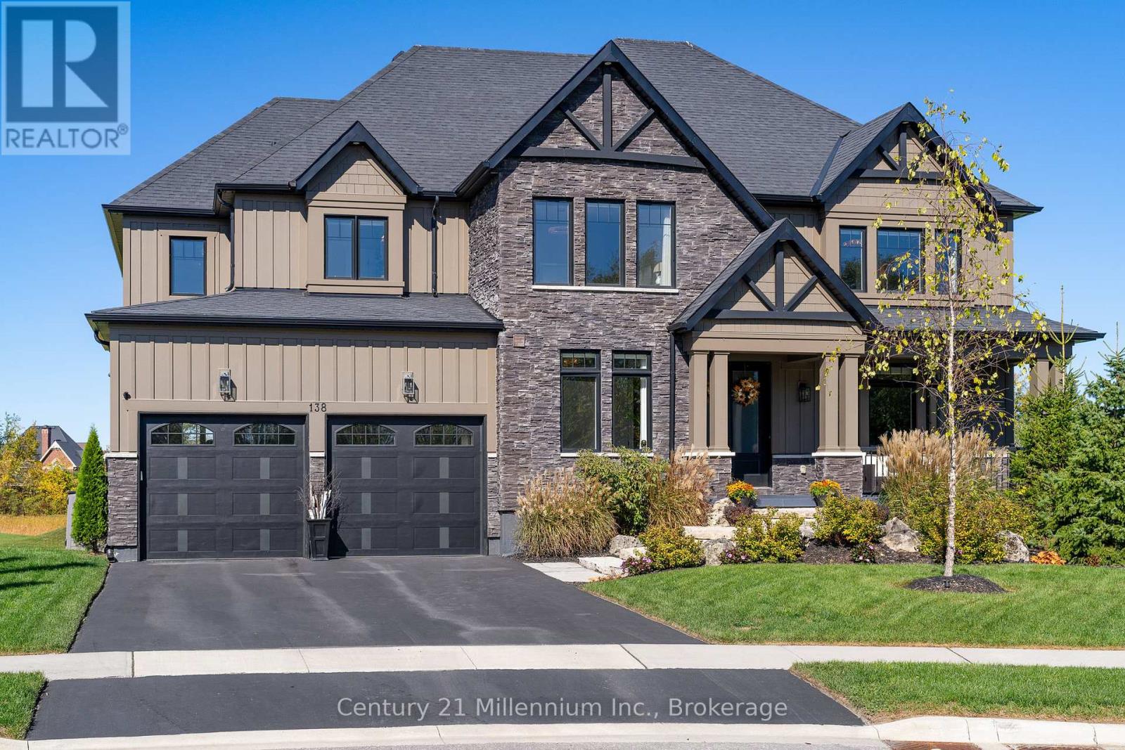 138 Creekwood Court, Blue Mountains, Ontario  L9Y 0V1 - Photo 3 - X12457034