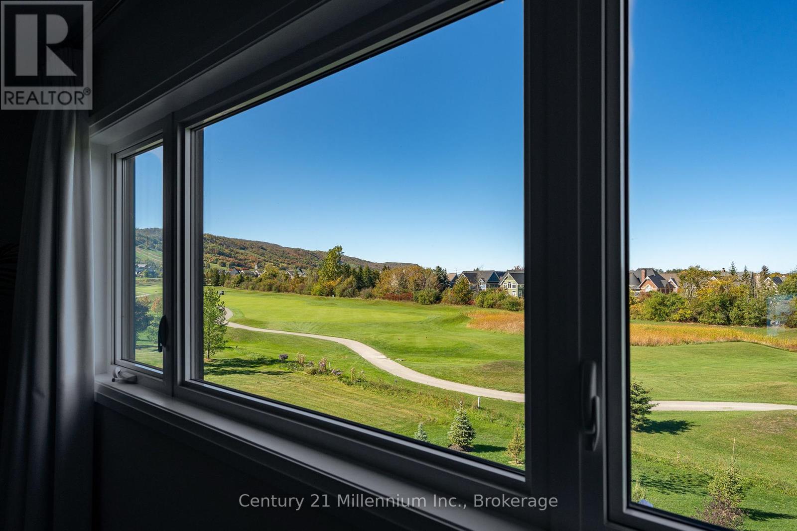 138 Creekwood Court, Blue Mountains, Ontario  L9Y 0V1 - Photo 30 - X12457034