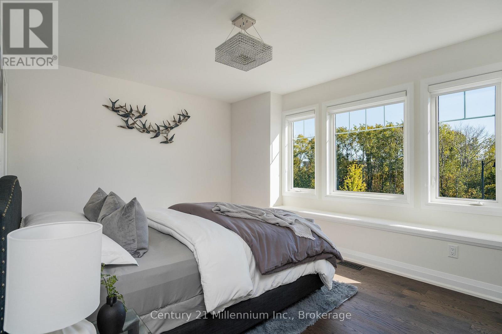 138 Creekwood Court, Blue Mountains, Ontario  L9Y 0V1 - Photo 31 - X12457034