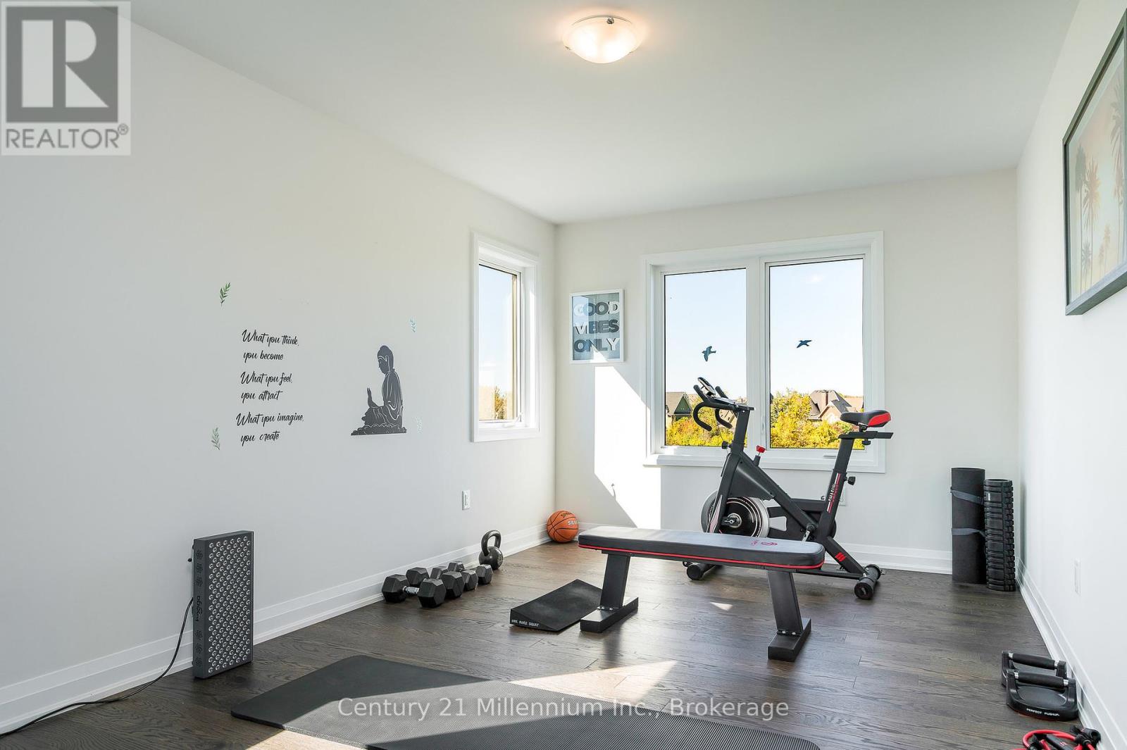 138 Creekwood Court, Blue Mountains, Ontario  L9Y 0V1 - Photo 36 - X12457034