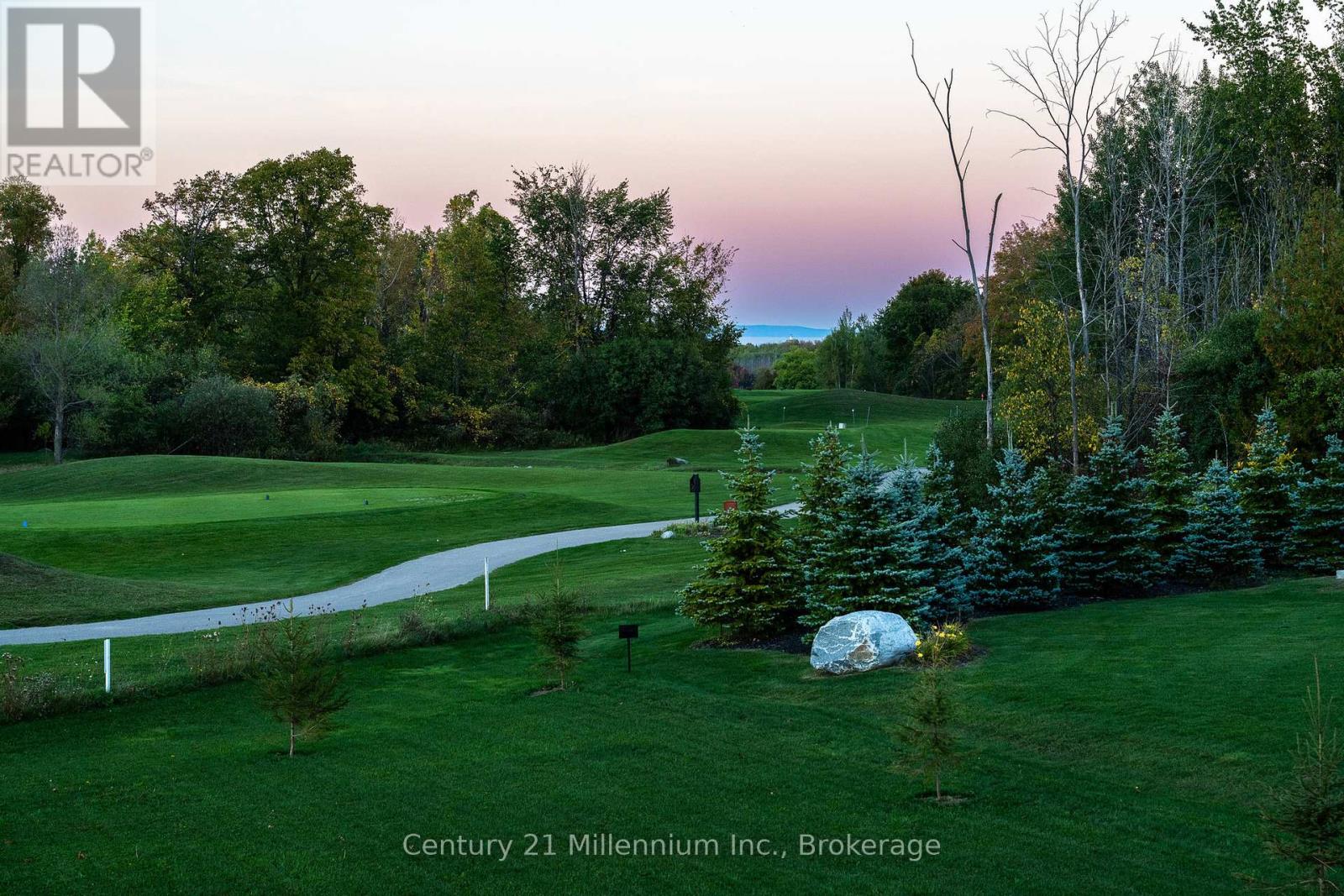 138 Creekwood Court, Blue Mountains, Ontario  L9Y 0V1 - Photo 49 - X12457034