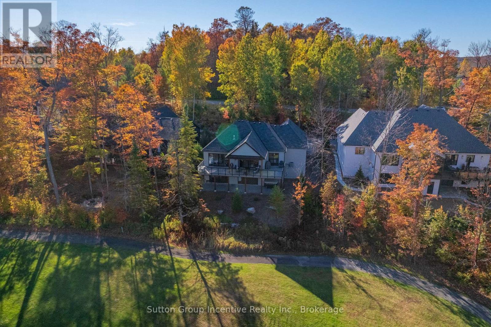 24 St Georges Court, Huntsville, Ontario  P1H 1B1 - Photo 37 - X12457047