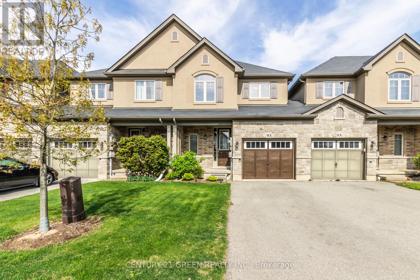 93 SEXTON CRESCENT, Hamilton, Ontario