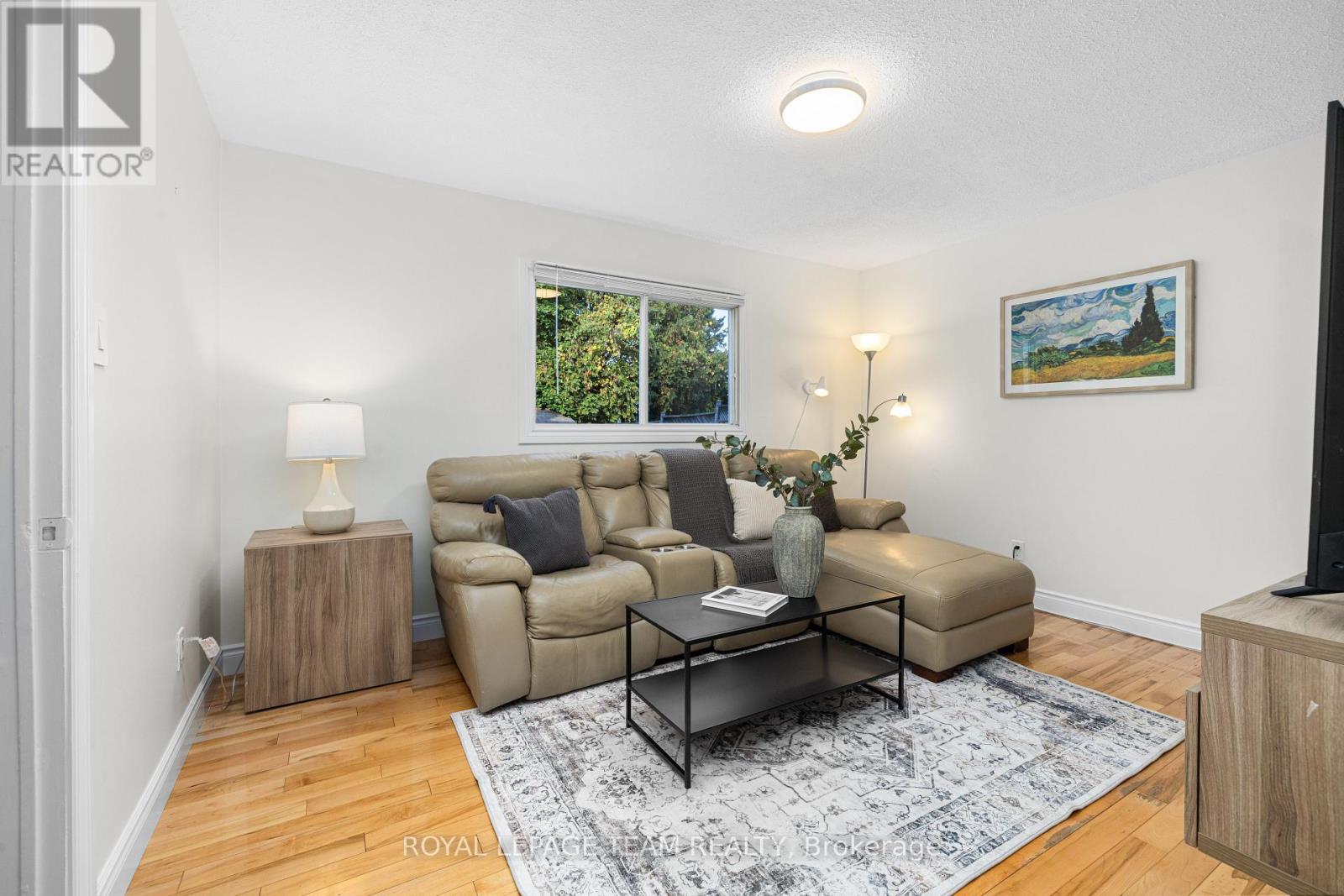 4397 Whittaker Crescent, Ottawa, Ontario  K1B 4P1 - Photo 14 - X12456960