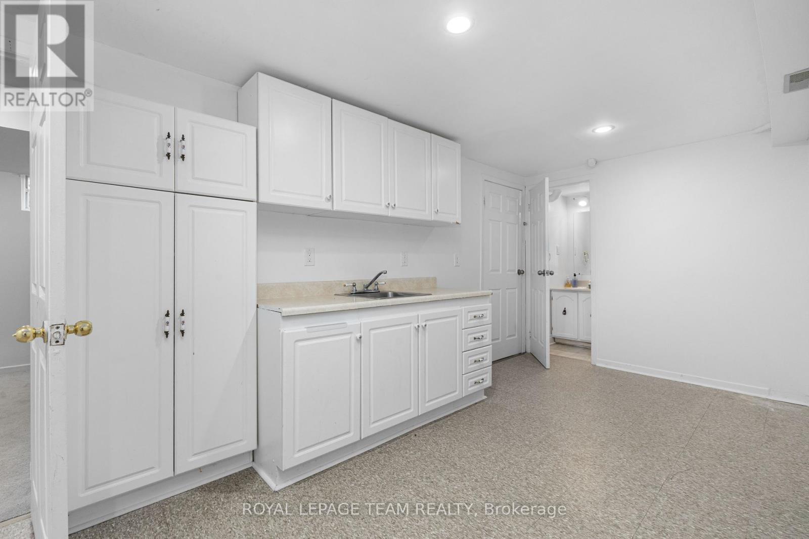 4397 Whittaker Crescent, Ottawa, Ontario  K1B 4P1 - Photo 27 - X12456960