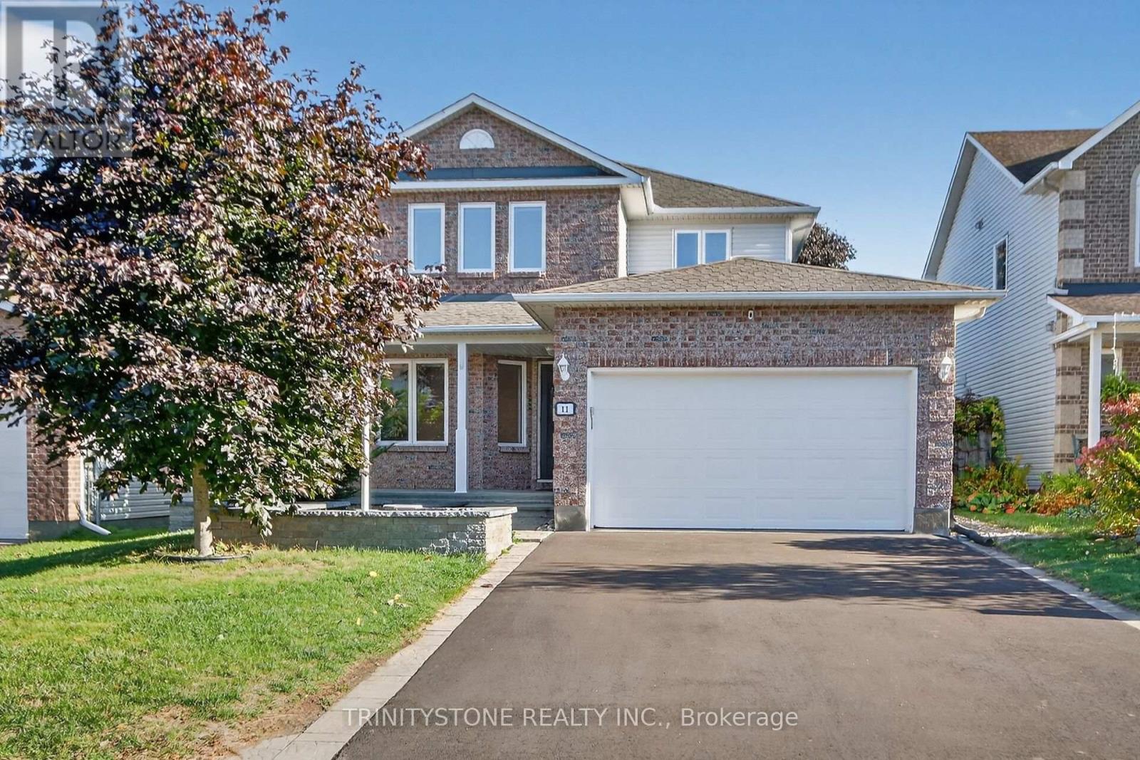 11 Whalings Circle, Ottawa, Ontario  K2S 1S4 - Photo 1 - X12456983