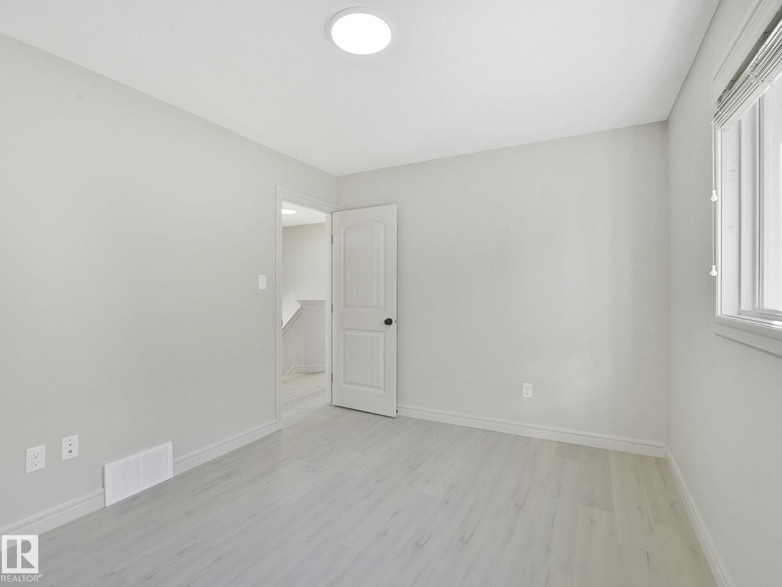 17724 6 Av Sw, Edmonton, Alberta  T6W 2G6 - Photo 25 - E4461695