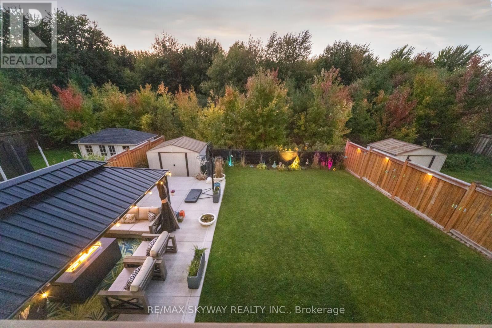 90 Aylesbury Drive, Brampton, Ontario  L7A 0W3 - Photo 32 - W12456365