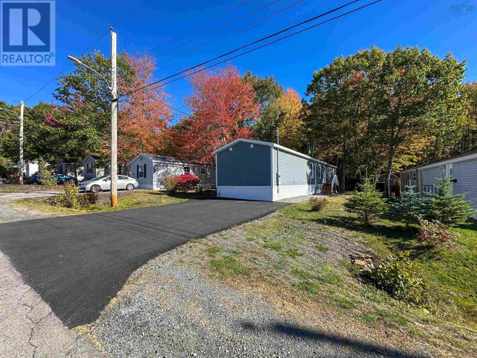 12 Richards Street, Bridgewater, Nova Scotia  B4V 4B3 - Photo 19 - 202517774