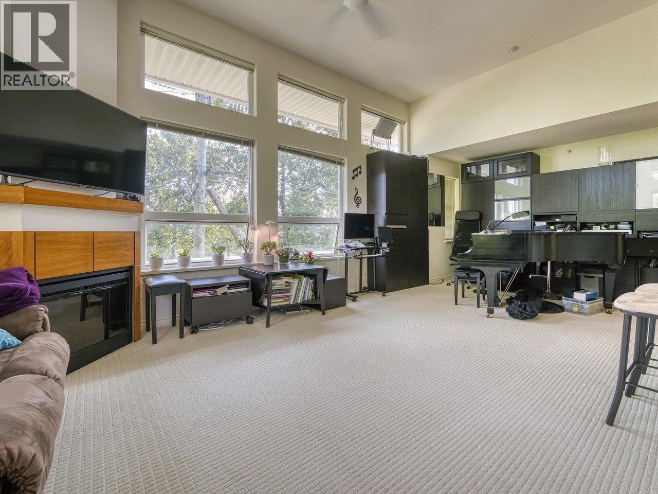 410 6888 Southpoint Drive, Burnaby, British Columbia  V3N 5E3 - Photo 7 - R3057403