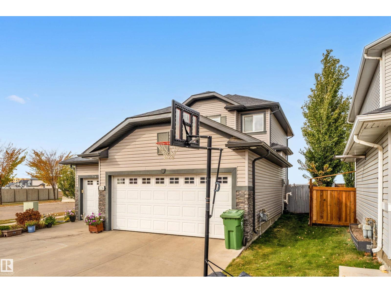 118 Rue Montalet, Beaumont, Alberta  T4X 0W3 - Photo 2 - E4461698
