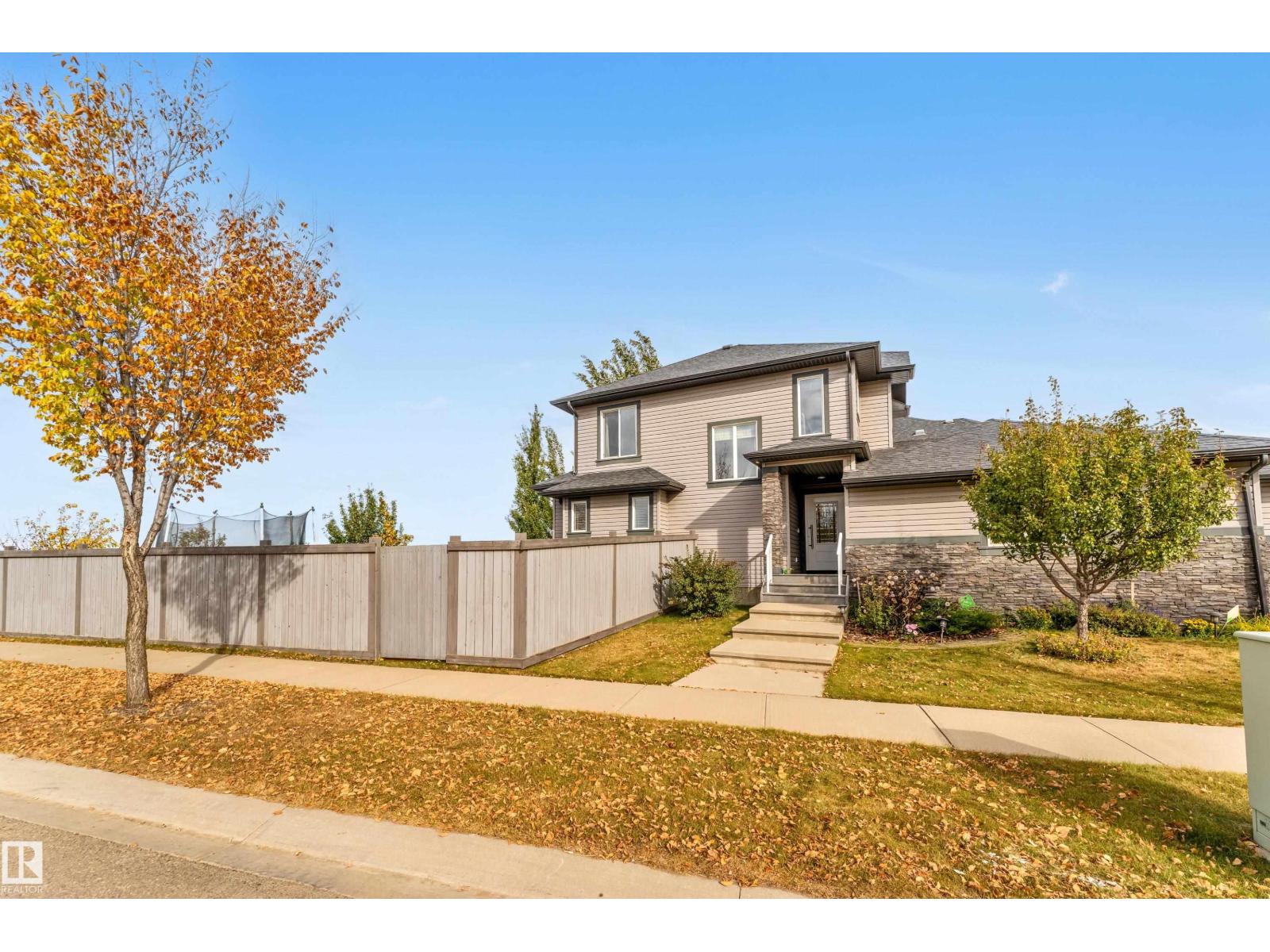 118 Rue Montalet, Beaumont, Alberta  T4X 0W3 - Photo 3 - E4461698