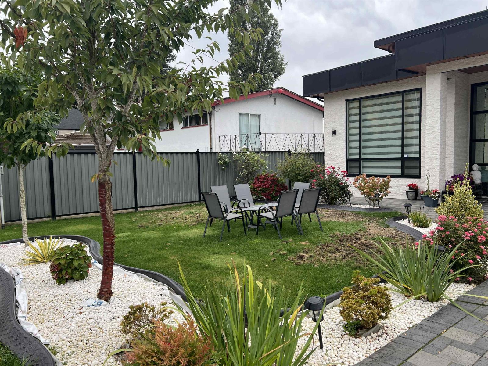 13561 79a Avenue, Surrey, British Columbia  V3W 2Z3 - Photo 3 - R3049488