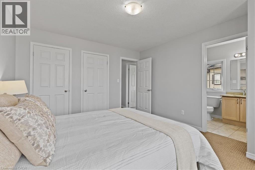 260 Countrystone Crescent, Kitchener, Ontario  N2N 3S2 - Photo 14 - 40778223