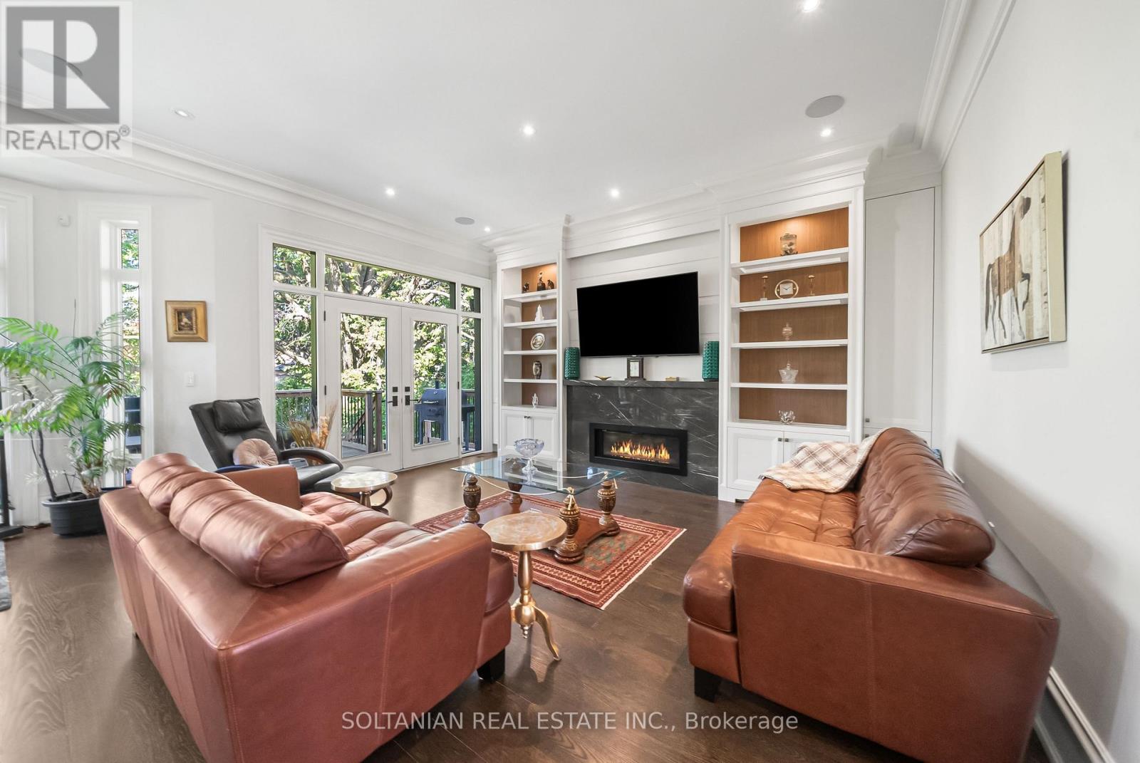 352 Patricia Avenue, Toronto, Ontario  M2R 2M7 - Photo 11 - C12456966
