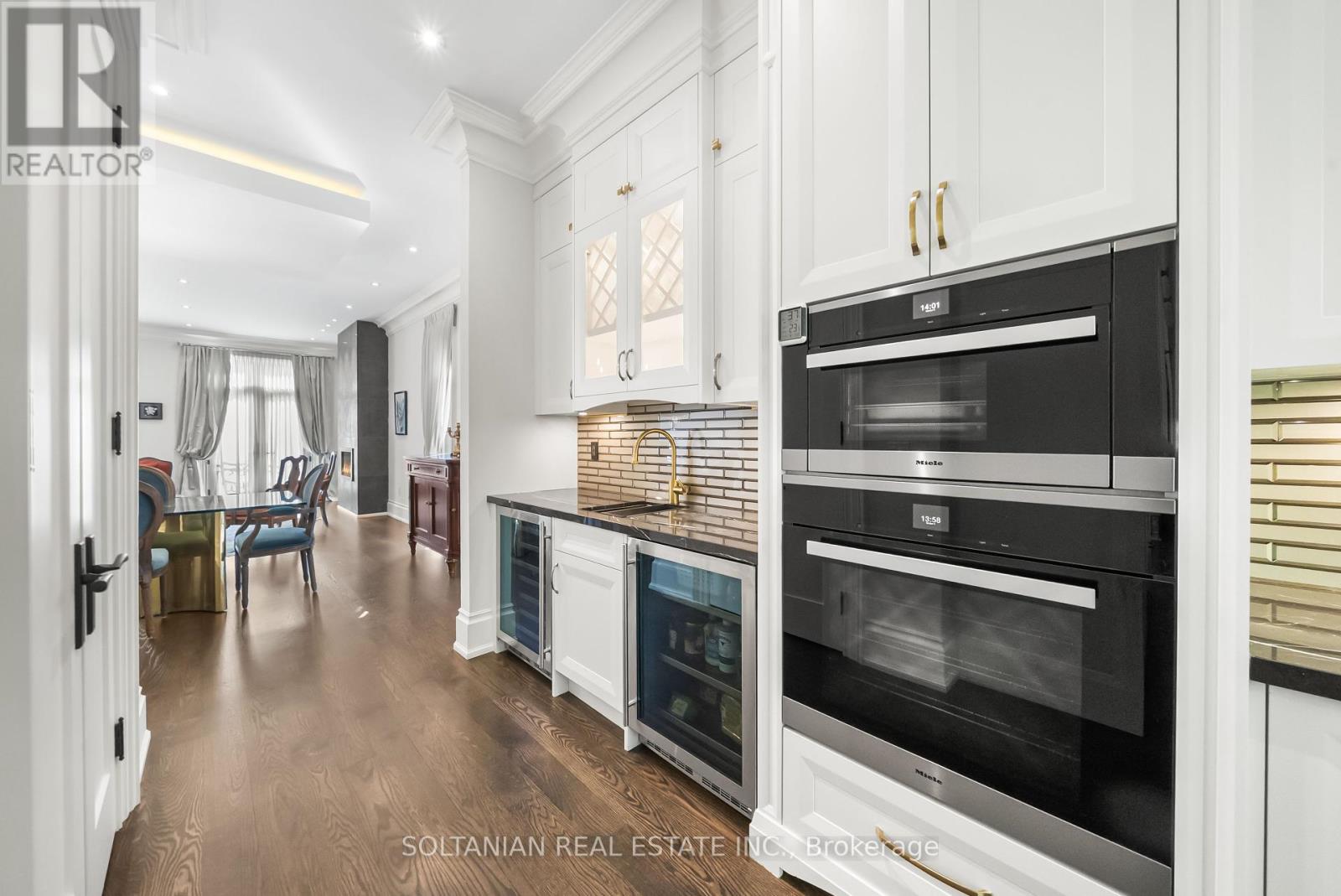 352 Patricia Avenue, Toronto, Ontario  M2R 2M7 - Photo 17 - C12456966