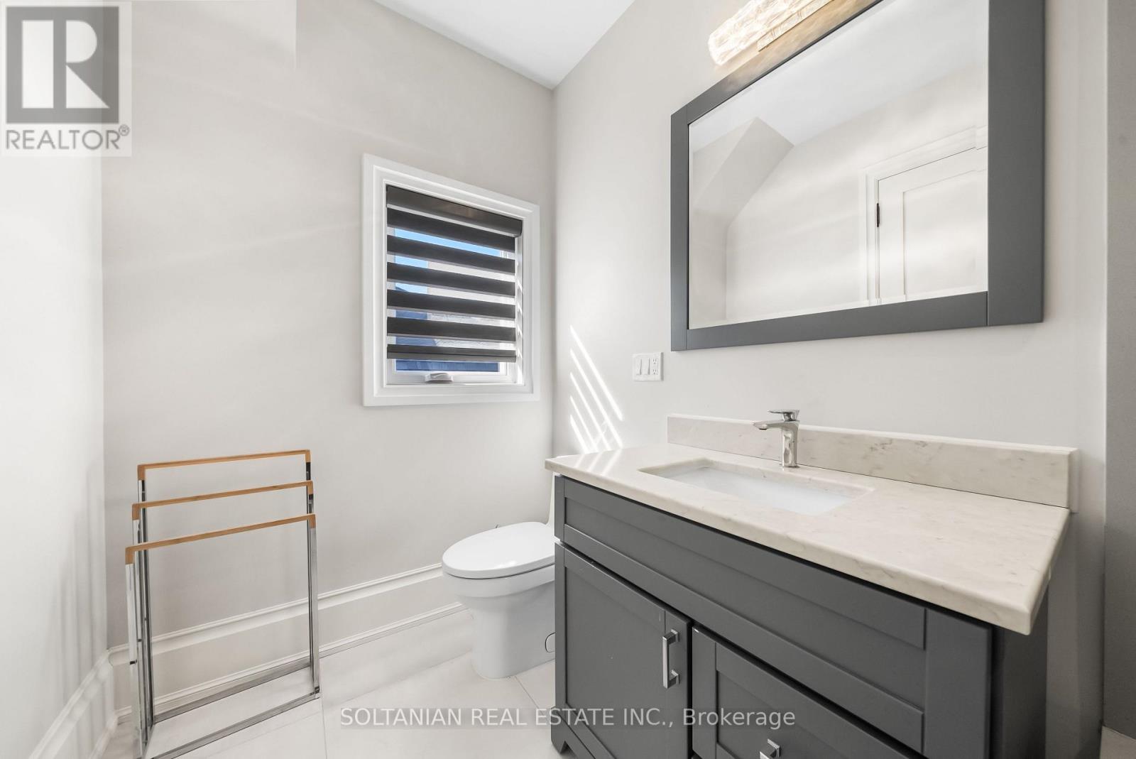 352 Patricia Avenue, Toronto, Ontario  M2R 2M7 - Photo 34 - C12456966
