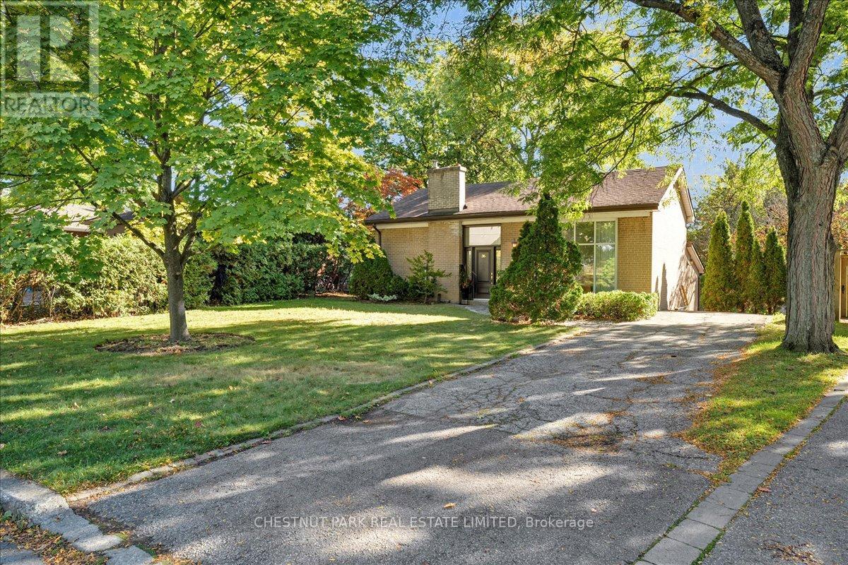 36 Tangmere Road, Toronto, Ontario  M3B 2N3 - Photo 2 - C12456968