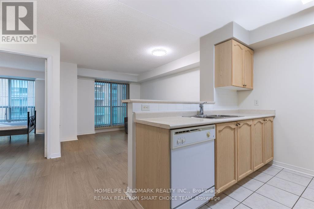 607 - 22 Olive Avenue, Toronto, Ontario  M2N 7G6 - Photo 5 - C12457027