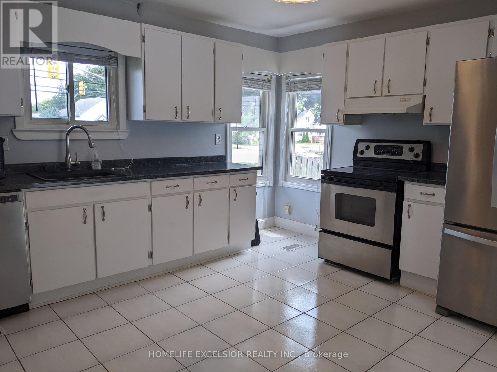 1478 Simcoe Street N, Oshawa, Ontario  L1G 4X7 - Photo 4 - E12456975
