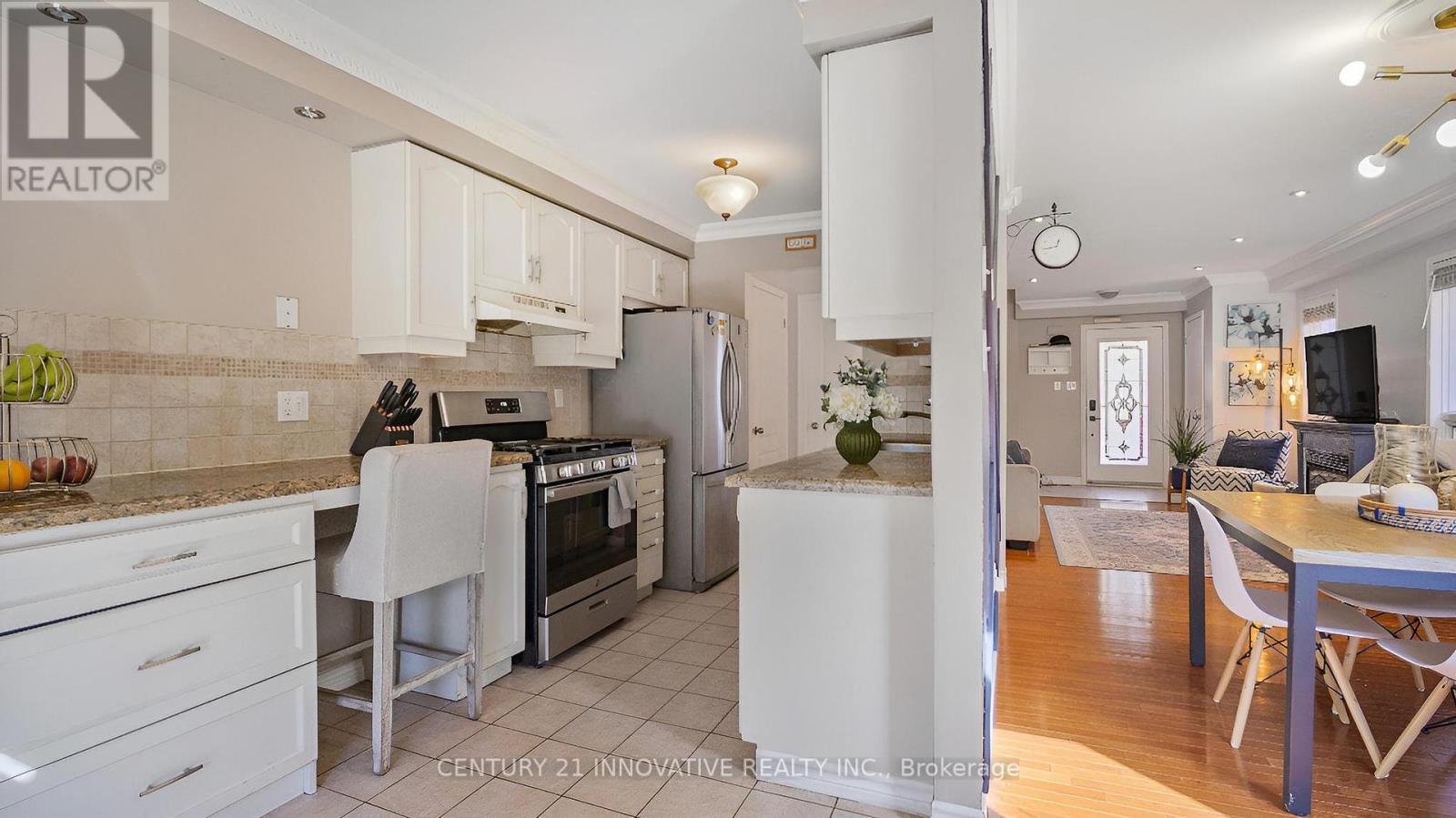 1730 Silver Maple Drive, Pickering, Ontario  L1V 6X9 - Photo 6 - E12457007