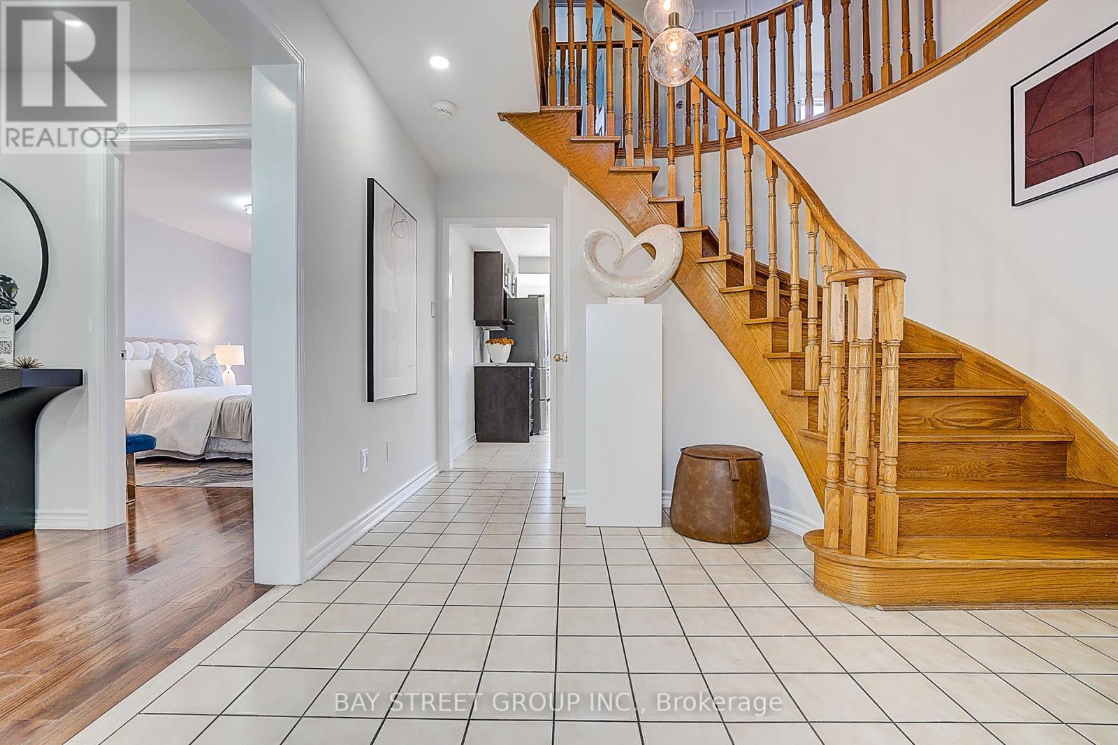 334 Goldhawk Trail, Toronto, Ontario  M1V 4G2 - Photo 15 - E12457038