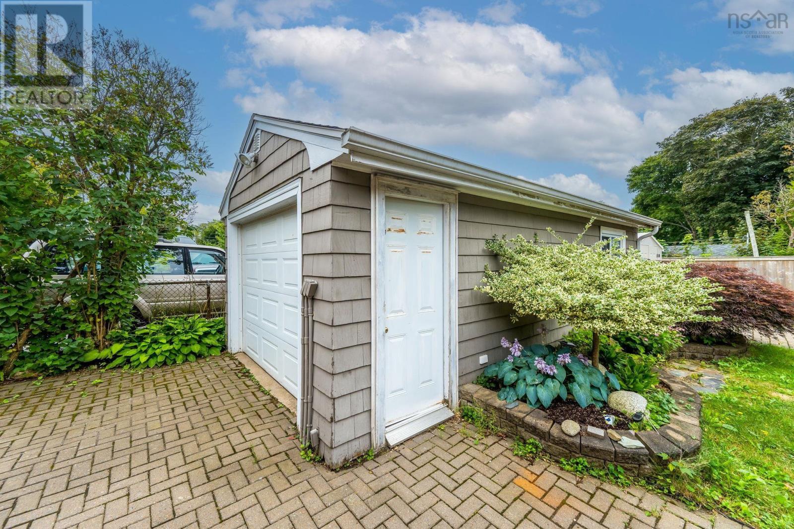 2828 Connolly Street, Halifax, Nova Scotia  B3L 3N4 - Photo 38 - 202522087