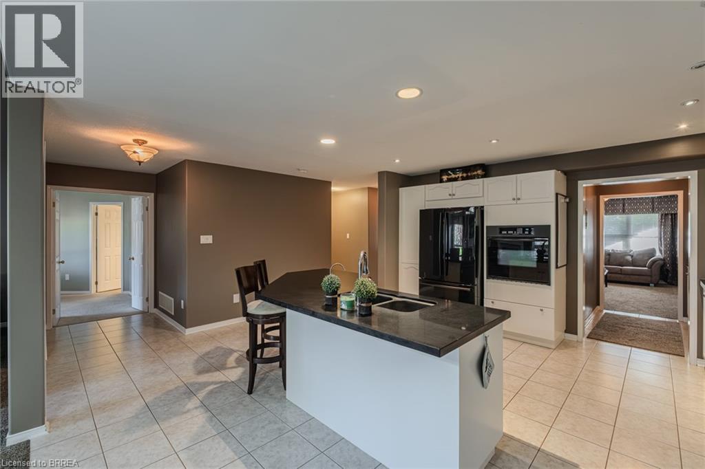 72 Hunter Way, Brantford, Ontario  N3T 0A2 - Photo 12 - 40778226