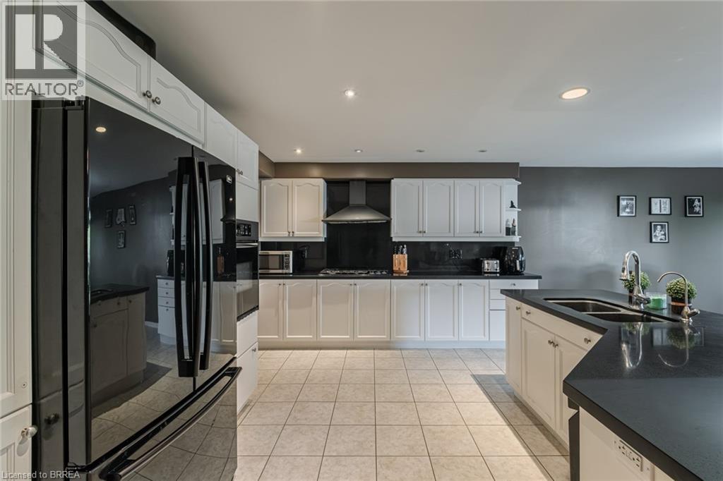 72 Hunter Way, Brantford, Ontario  N3T 0A2 - Photo 14 - 40778226