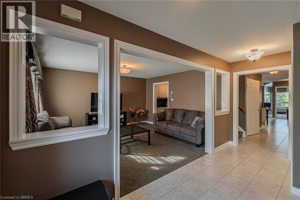 72 Hunter Way, Brantford, Ontario  N3T 0A2 - Photo 6 - 40778226