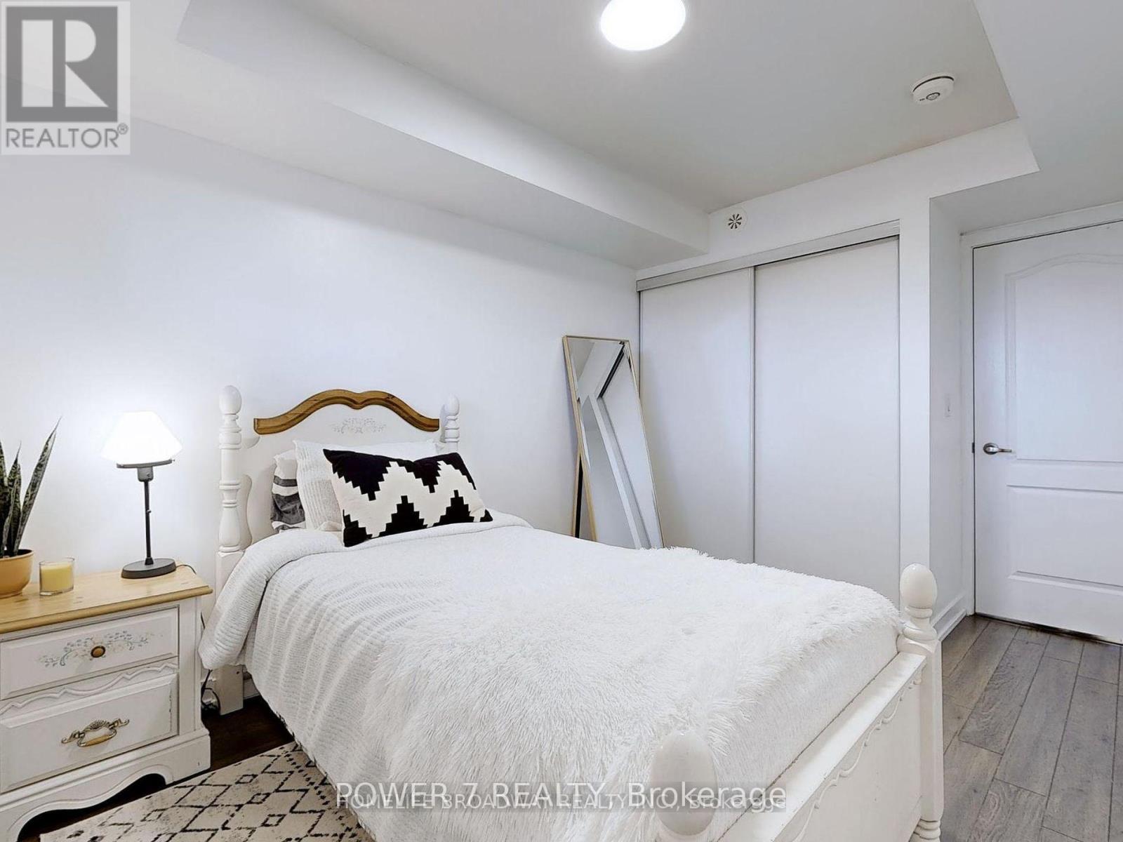 509 - 30 Dunsheath Way, Markham, Ontario  L6B 1N3 - Photo 21 - N12457056