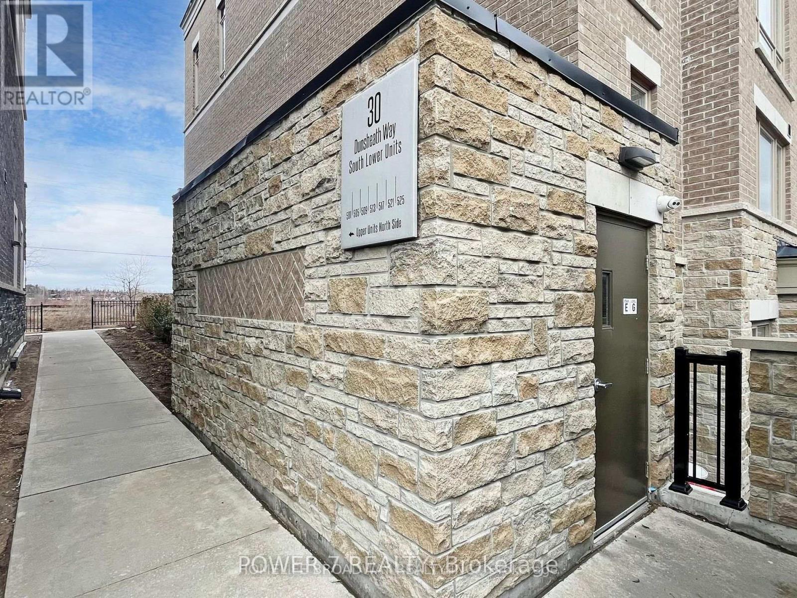 509 - 30 Dunsheath Way, Markham, Ontario  L6B 1N3 - Photo 7 - N12457056