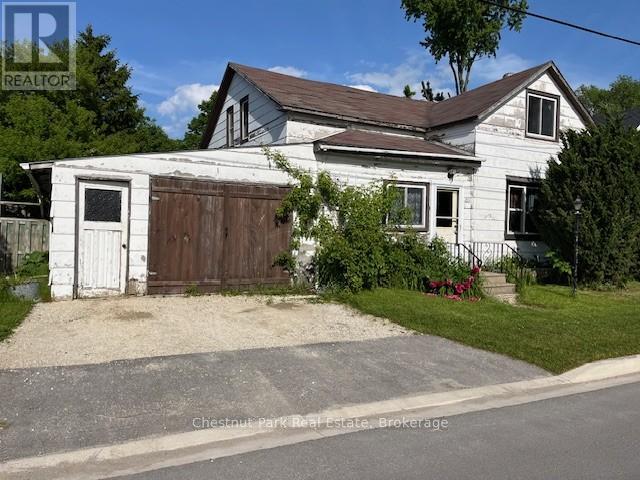 213 Cook Street, Meaford, Ontario  N4L 1H2 - Photo 4 - X12457017